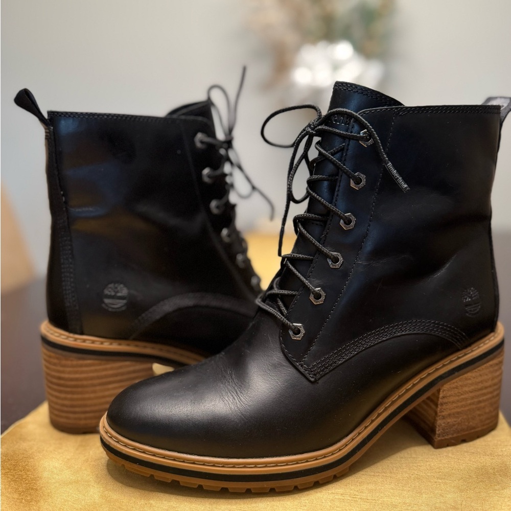 Women's Sienna High Lace-Up Waterproof Boots
